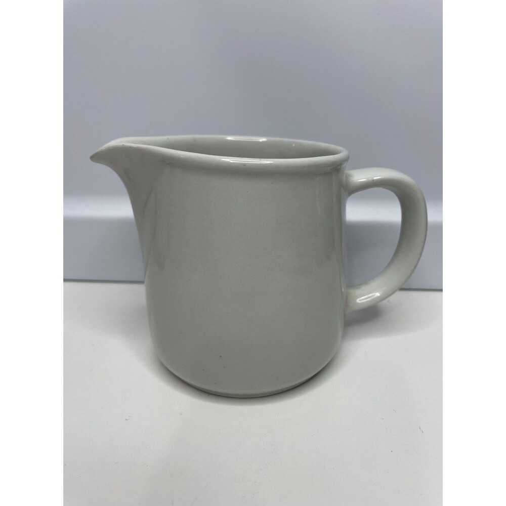 Vintage ARABIA FINLAND 10 oz TEEMA Pitcher Off White MCM 3 5/8"H 3 7/8" W